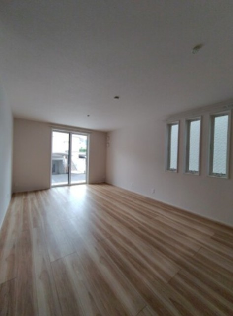 3LDK Apartment in Setagaya, Tokyo — photo 3 of 3
