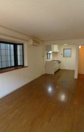 3LDK Apartment in Shibuya, Tokyo — photo 3 of 3