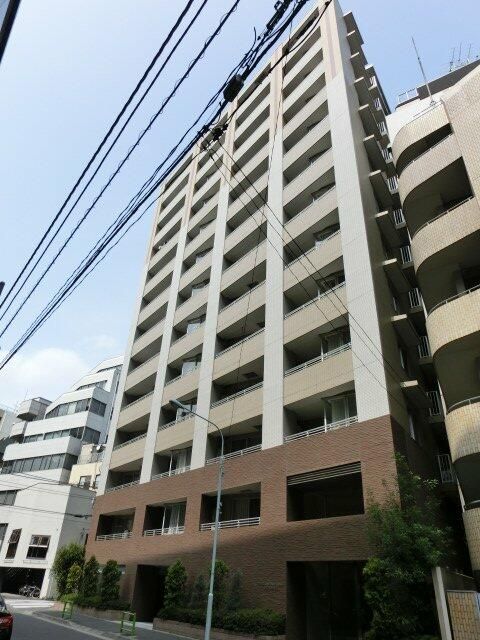 3LDK Mansion in Chuo, Tokyo