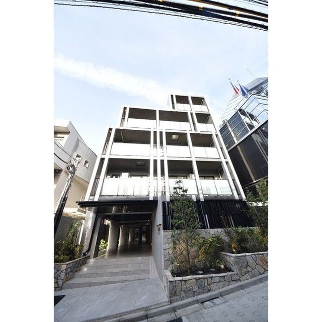 3LDK Mansion in Minato, Tokyo