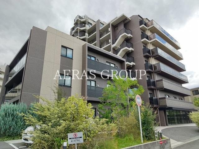 3LDK Mansion in Nakano, Tokyo - Image 1