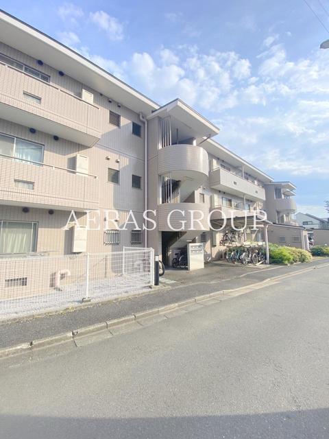 3LDK Mansion in Setagaya, Tokyo - Image 1