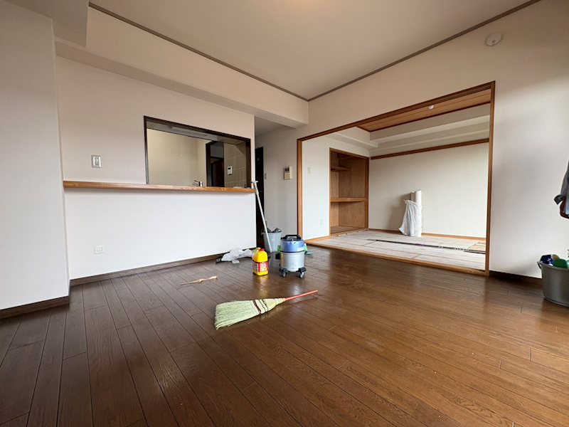 3LDK Mansion in Setagaya, Tokyo — photo 3 of 3