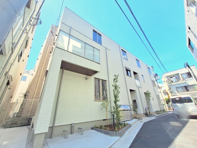 3LDK Mansion in Shibuya, Tokyo