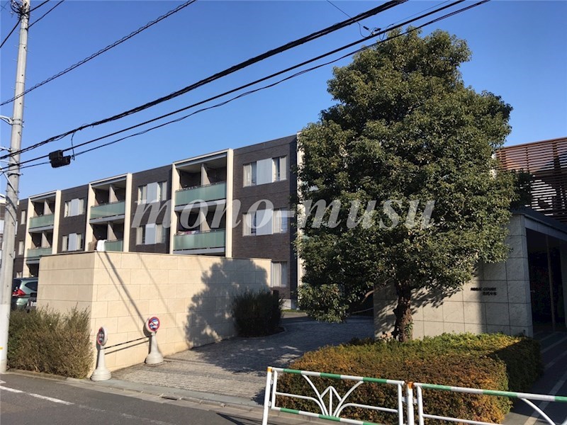 3LDK Mansion in Shibuya, Tokyo — photo 3 of 3
