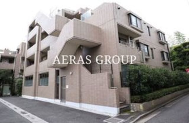 3LDK Mansion in Shinjuku, Tokyo