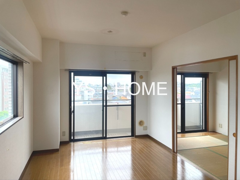 3LDK Mansion in Suginami, Tokyo — photo 3 of 3
