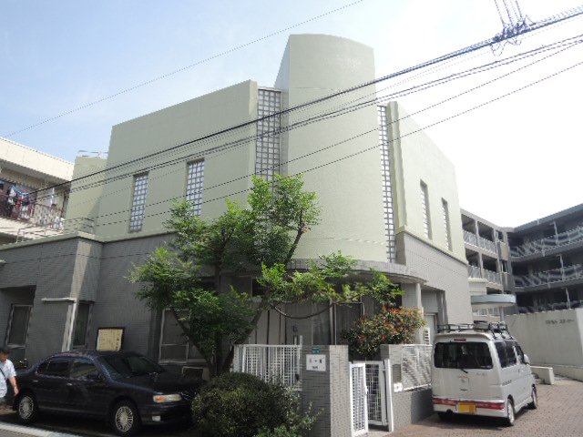 3LDK Mansion in Toshima, Tokyo - Image 1