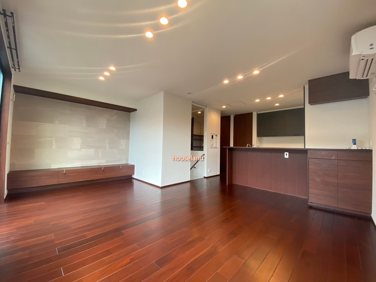3LDK Apartment in Setagaya, Tokyo — photo 3 of 3