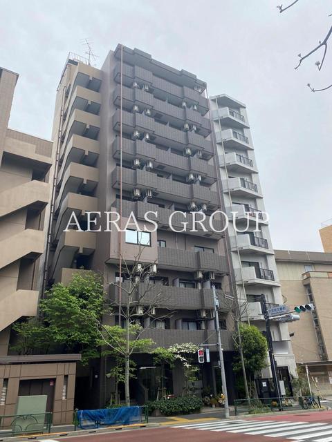 4LDK Mansion in Shinjuku, Tokyo - Image 1