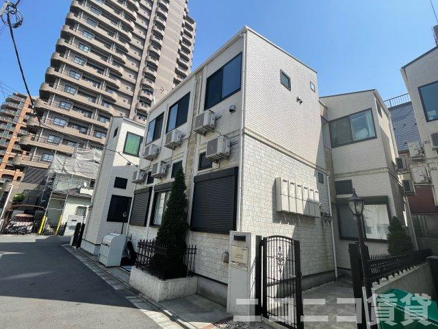 ワンルーム Apartment in Shinjuku, Tokyo — photo 3 of 3