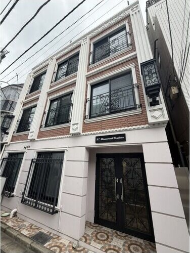 ワンルーム Mansion in Shinjuku, Tokyo - Image 1