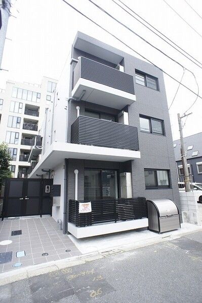 ワンルーム Mansion in Minato, Tokyo - Image 1