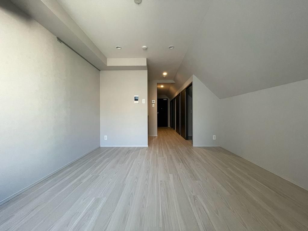 1K Mansion in Shibuya, Tokyo — photo 3 of 3