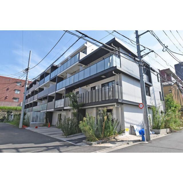 ワンルーム Mansion in Shinjuku, Tokyo - Image 1