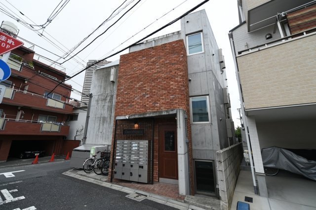 ワンルーム Mansion in Shinjuku, Tokyo — photo 3 of 3