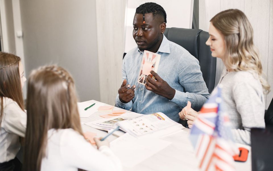 English Instructors - Osaka